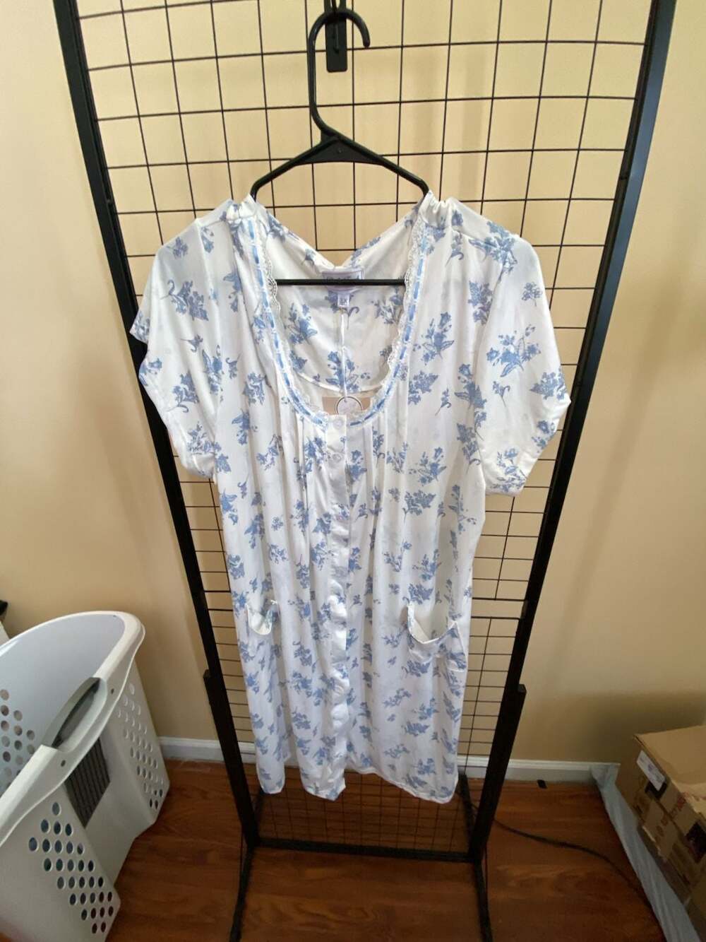 Body Touch Lingerie Classic Collection Floral Print Button-Front Nightgown